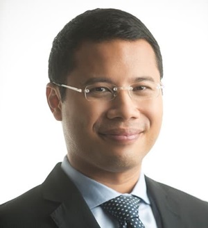 Desmond Lee